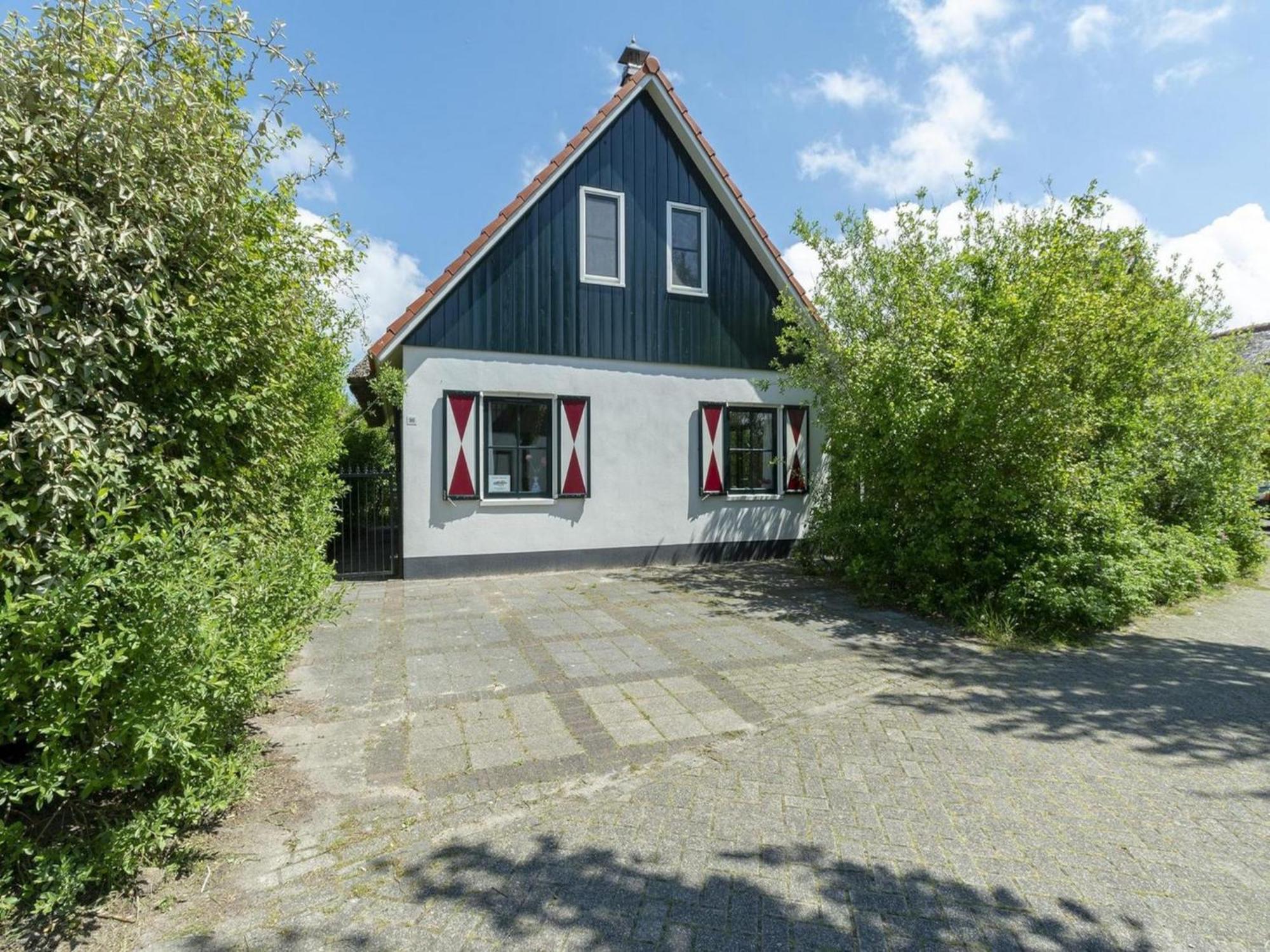 Holiday Villa With Fenced Garden Callantsoog Exteriör bild